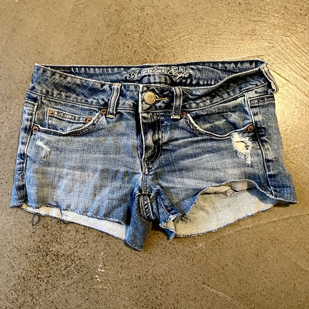 American Eagle Women's Jean Shorts. Size 6.